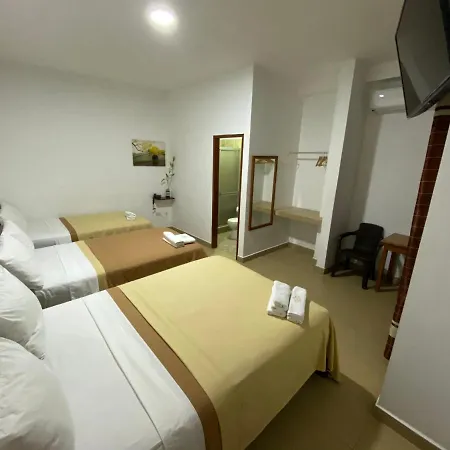Fitzcarrald Hotel Iquitos Exterior photo