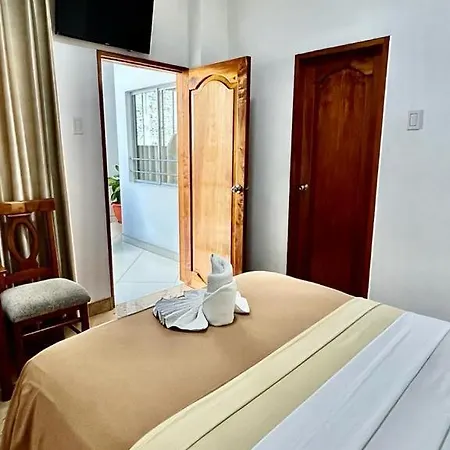 Fitzcarrald Hotel Iquitos Exterior photo