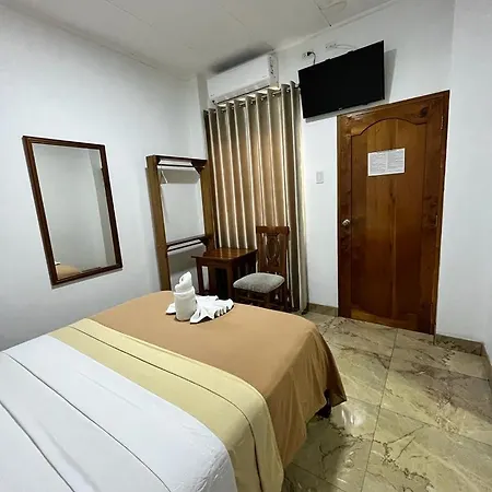 Fitzcarrald Hotel Iquitos Exterior photo